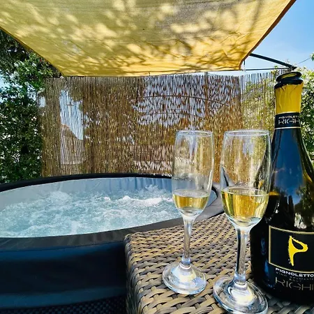 La Linea Dell'orizzonte Apartahotel