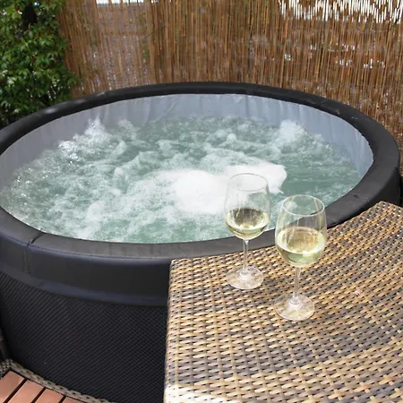 La Linea Dell'orizzonte 4*