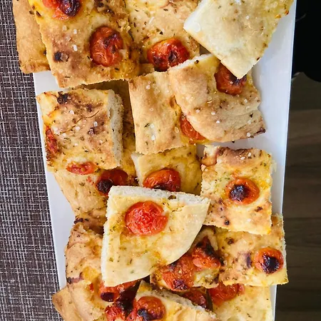 La Linea Dell'orizzonte 4*