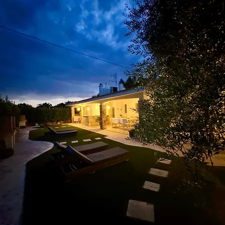 Aparthotel La Linea Dell'orizzonte 4*